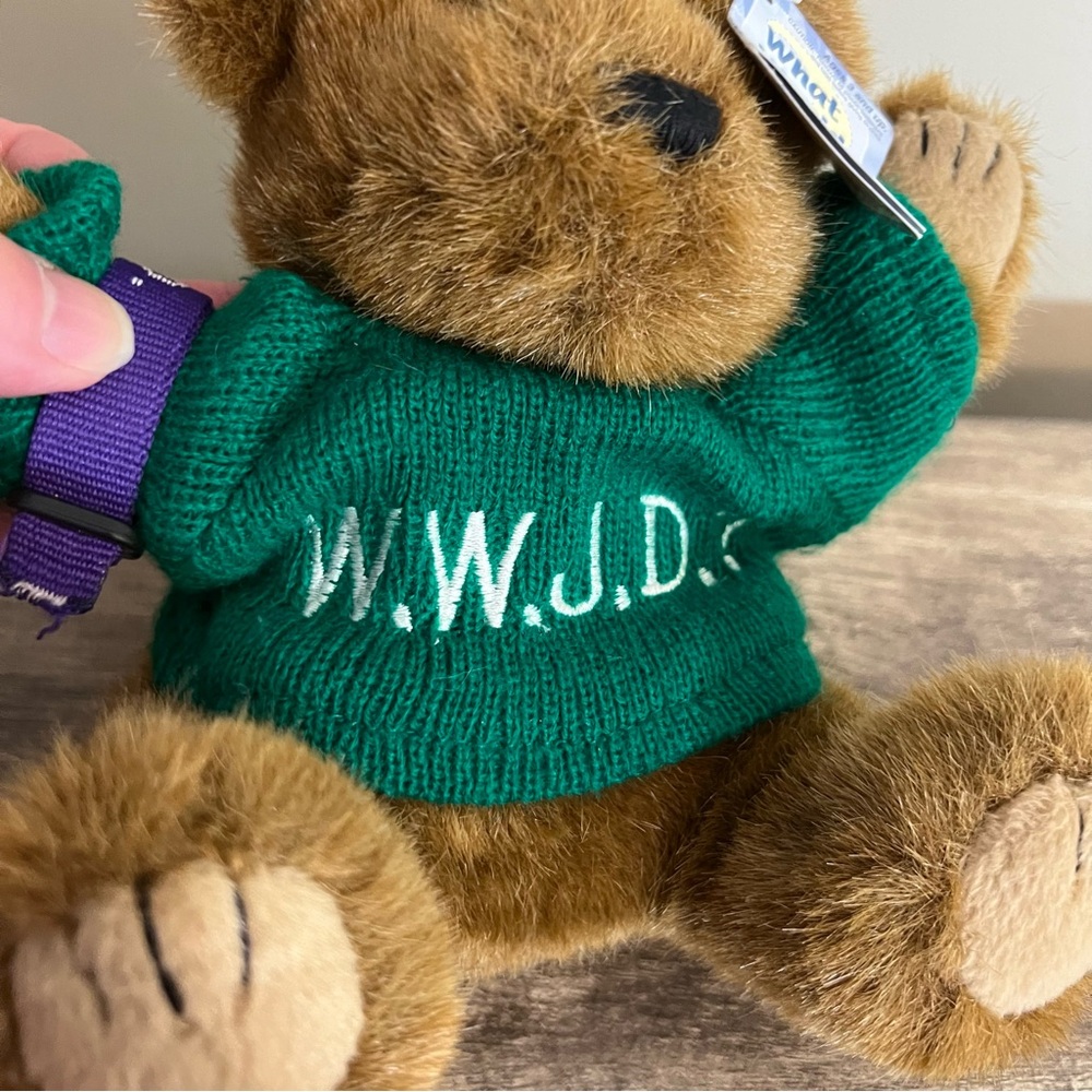 Vintage WWJD? Honey Brown Bear 8” Green Sweater What Would Jesus Do? - Picture 4 of 8